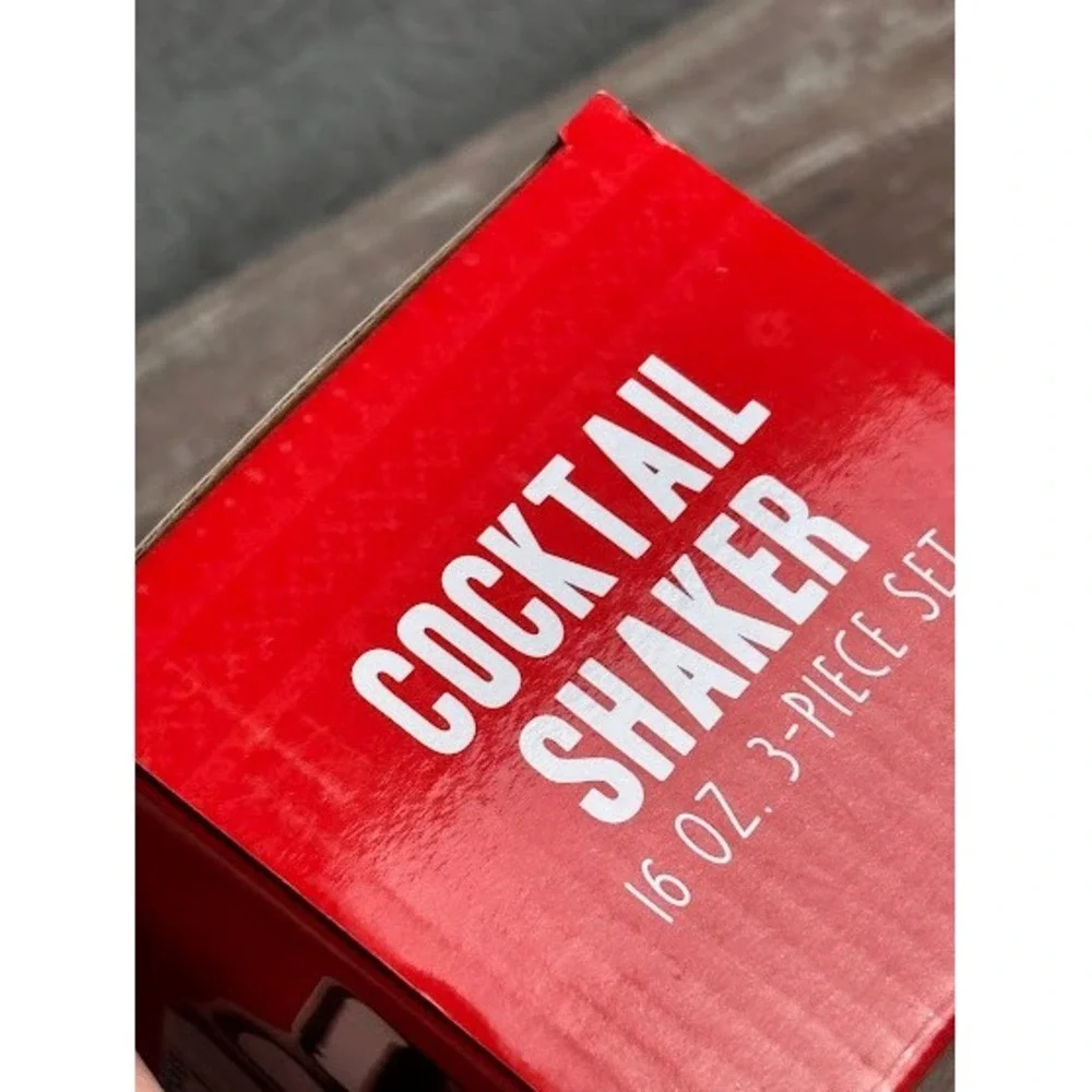 BarTrender Cocktail Shaker 16 Oz 3 Piece Set Holiday Christmas Drinks Recipe Box